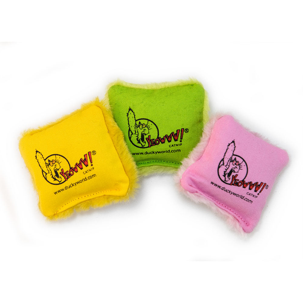 Jug of 24 Pillows (assorted) - Image 2