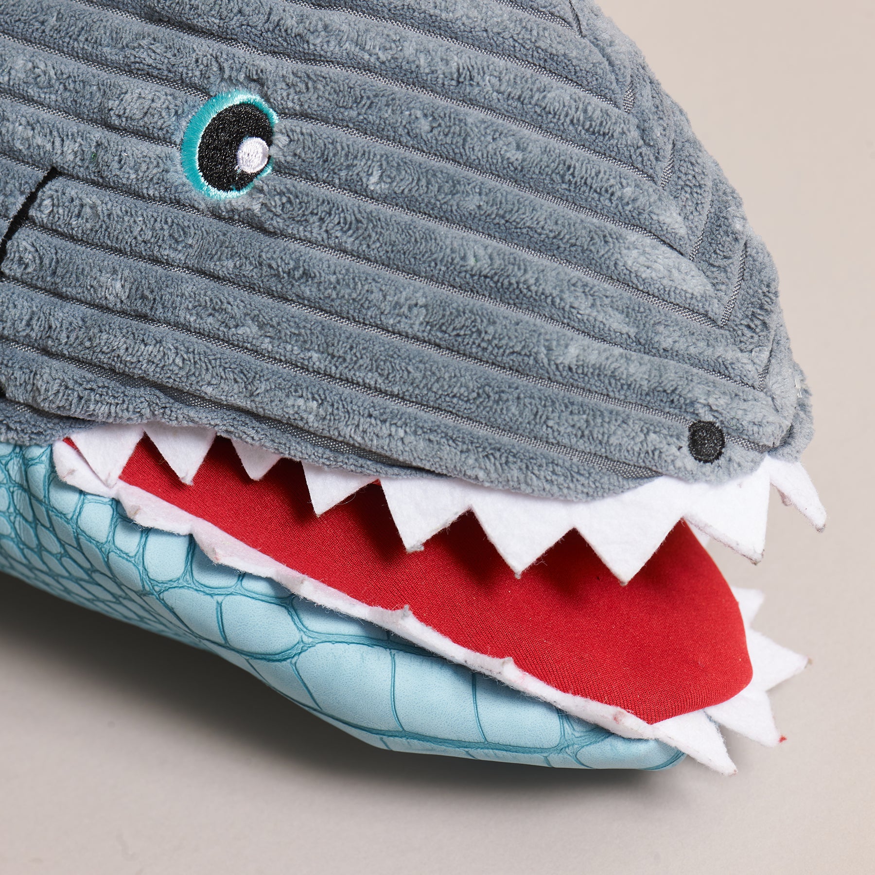 HuggleSnuffles™ Chomp & Chase — Finn Shark Puppet + Ruff-Tex® Beach Ball - Image 8