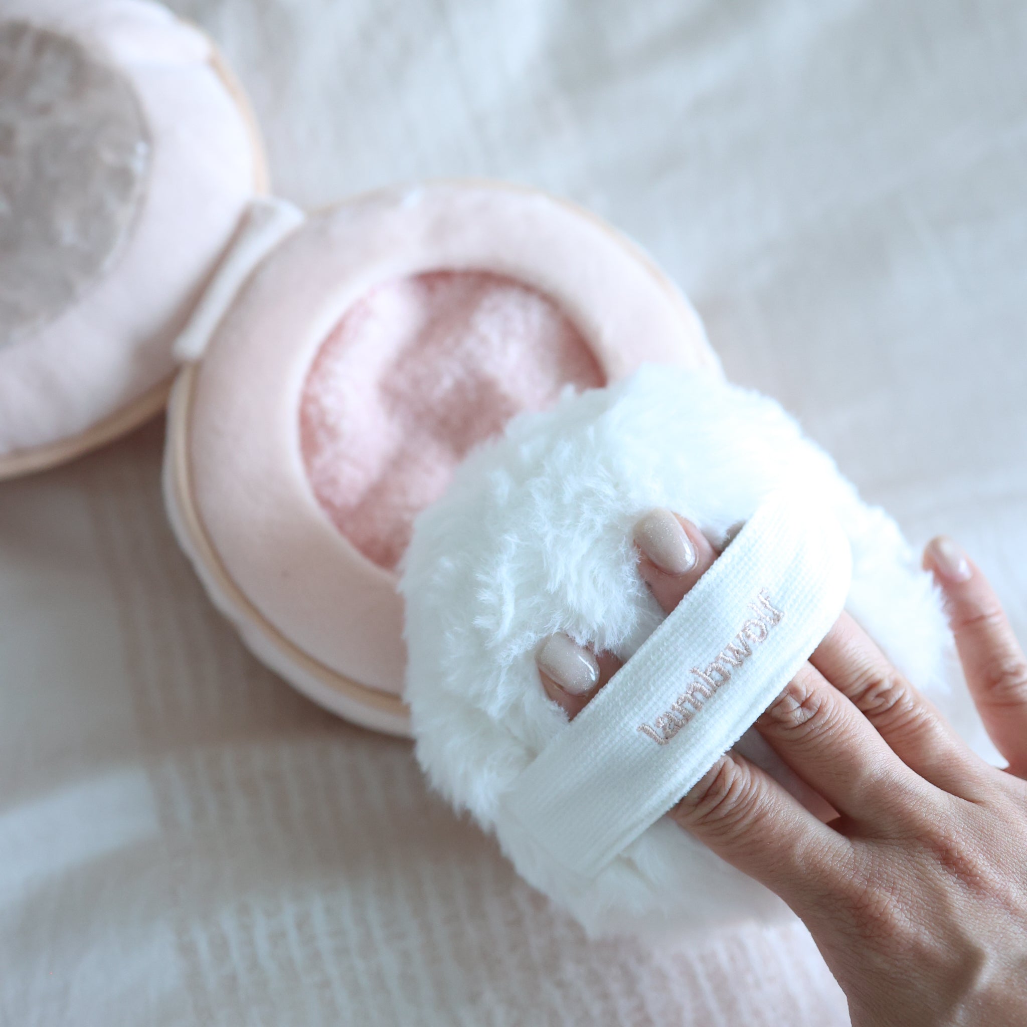 BLUSH - Image 2