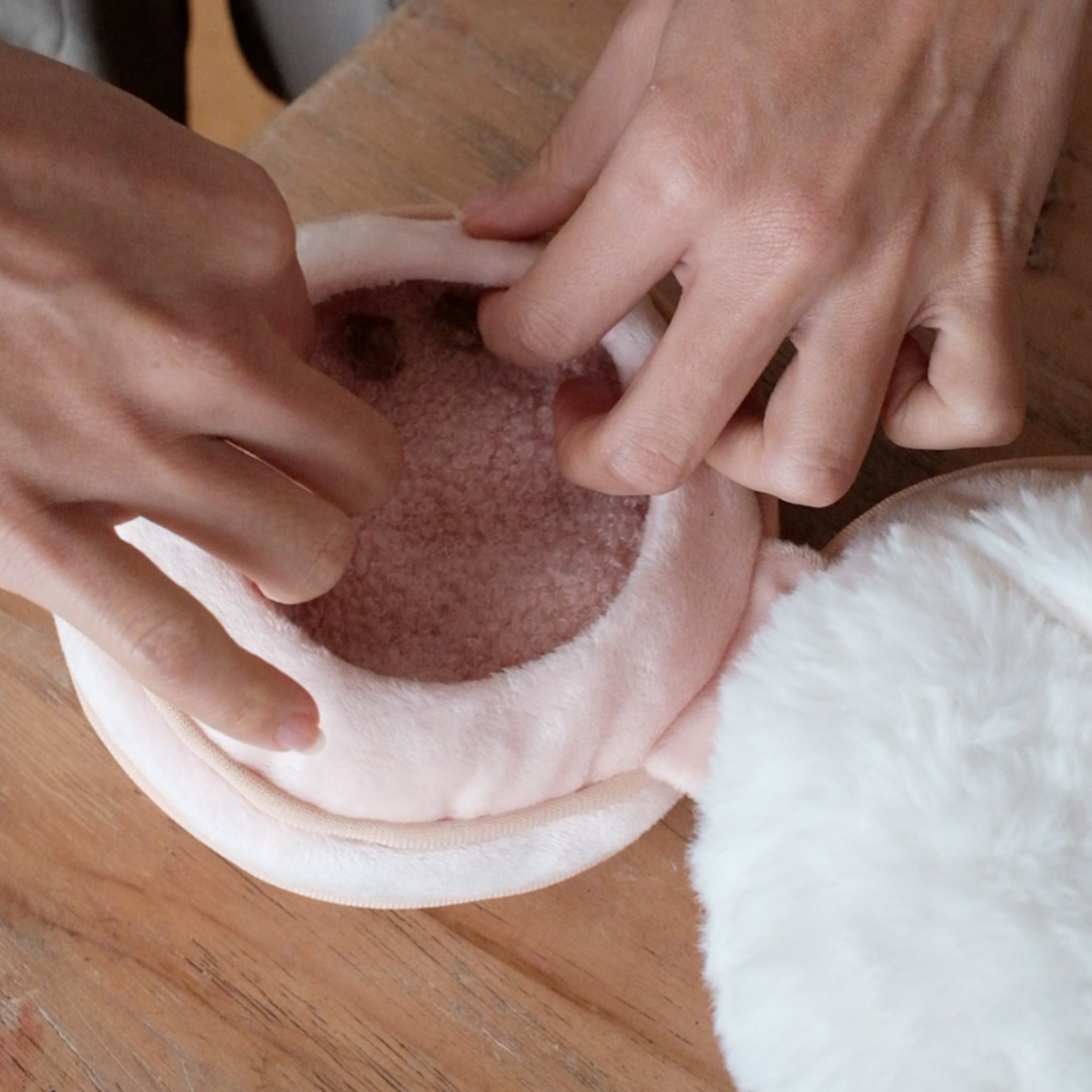 BLUSH - Image 6