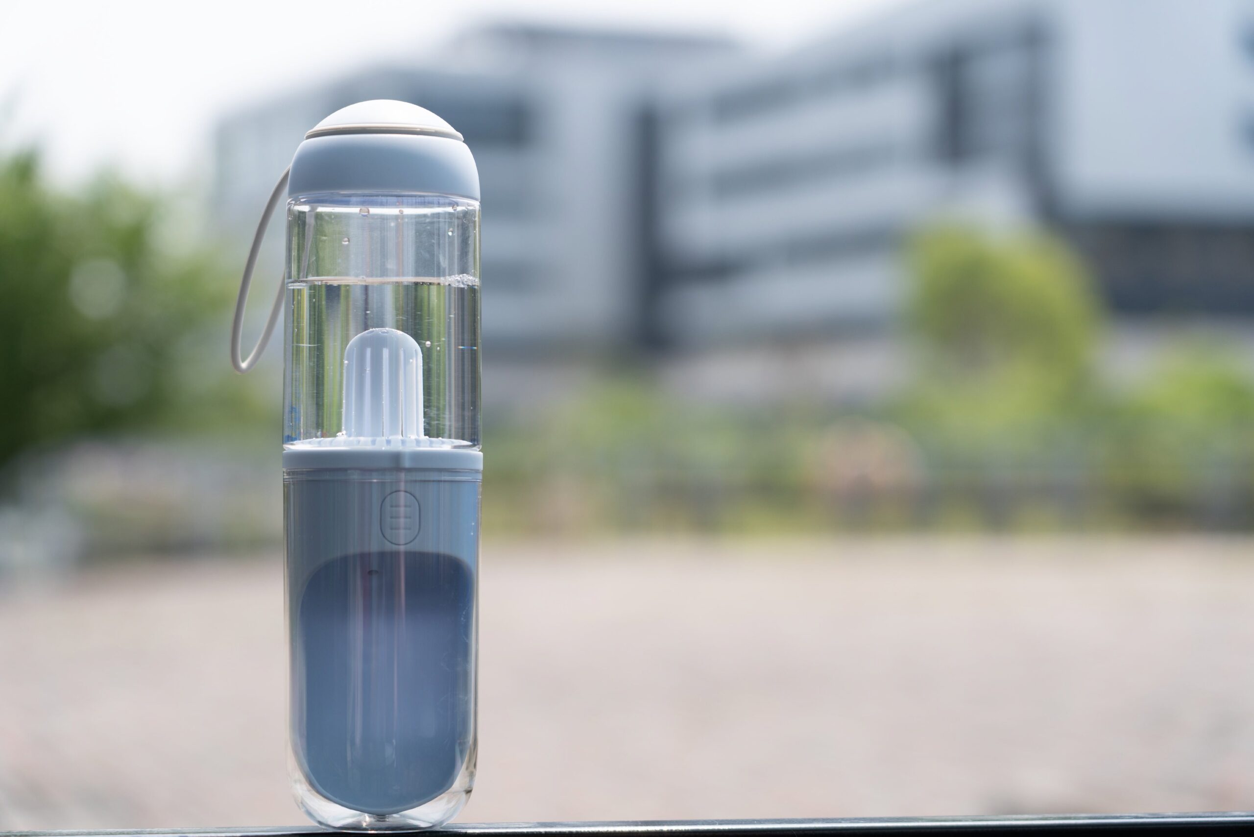 Pet Life ® 'PYURE' Handheld Travel Filtered Water Feeder - Image 4